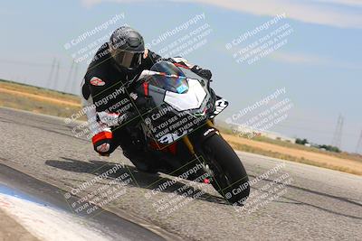 media/May-29-2023-Lets Ride (Mon) [[943717a907]]/B Group/1220pm (Grapevine)/